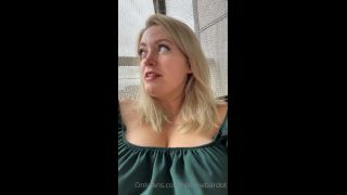 valeriebardot 2022-08-04 Had to enjoy the nice weather while I could today hehe 1e1389-9