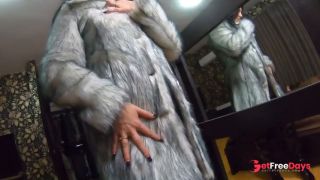 [GetFreeDays.com] Preview- MilfyCalla- Face fuck,cum play while wearing a hot grey fur-coat and long boots 214 Porn Film October 2022-2