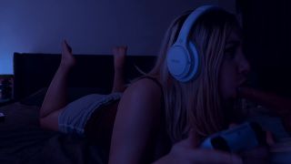 [K2S.CLUB] Lalunalewd - Gamer StepMom Plays With Your Joystick - FullHD 1080P-1