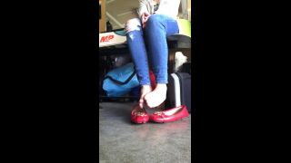 Apantyhoseobsessions - shoe play lovers this one for you min of shoe play in these red mk flats wearing she 09-11-2018-2