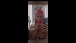 Elles (elleslovexoxo) Public Changing Room Masturbation Onlyfans (Amateur porn)-3