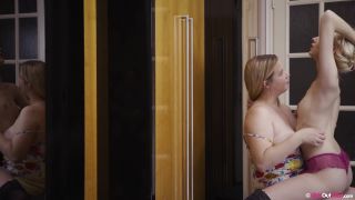 Evelyn & Myka - Be My Friend - Solo-1