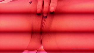 MEGA-FANS - syrendemerxxx-25-07-2019-46312151-What do you do while tanning  I do this...and trying to be quiet  Lol ППП-1