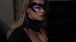 adult xxx clip 2 lipstick fetish Shadowing Super Fan, forced orgasm on feet porn-0