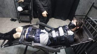 Fantia jp DDD04004120 (Uniform Tape Suffocation) 制服テープ窒息10分-8