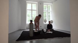 Performance_23_-_Galerie_Burster_Berlin-4