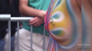 Hot Girls Getting Their Bare Tits Painted In Public On Duval  Street-3