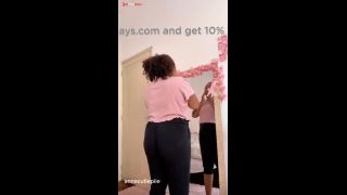 Chubby Girl Farting While Getting Ready for a Date-8