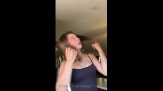 Makayla Bennett - missmakaylabennett () Missmakaylabennett - kinda feels like a naked tik tok 28-06-2020-0