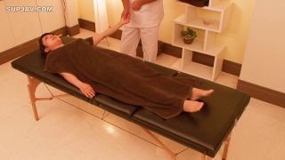 Reducing Mosaic ATOM-120 「媚薬」と「眠剤」を混ぜたら…超激薬効果！効果絶大！まさかの新発見！某高級住宅地に1日限定でオープンした偽アロマ整体院にやって来た清楚で巨乳なお嬢様に「媚薬」＆「眠剤」入りの特製ドリンクを飲ませたら、超敏感ボディに変貌！ 2-6