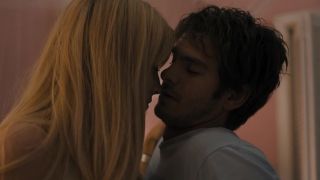 Wendy Vanden Heuvel, Riley Keough - Under the Silver Lake (2018) HD 1080p!!!-0