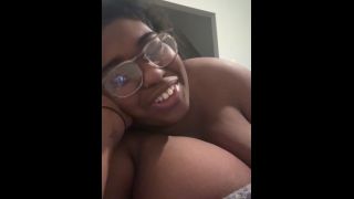 Femdom porn Rachel Cook Rachel Cook Teases On The Bed In  OnlyFans Video-1