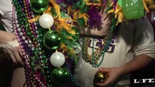 Mardi Gras 2019 Street Flashers Public!-7