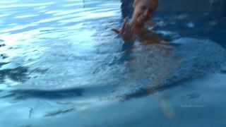 Pool Party Sex Clip Video Porn Download Mp4-9