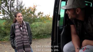 Surprise cock massage in the field massage -2