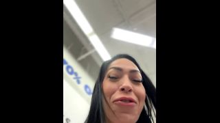 Hope  Deepthroat Lavender Snowe - Very hot milking facial over my glasses for this on knees blowjob Hope you all enjoy the-9