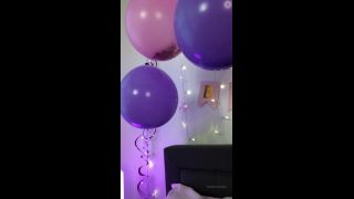 Jocelyn Baker - jocibaker JocibakerAfter hours of set up I am officially ready to party all of my balloons hanging f - 14-08-2020 - Onlyfans-4