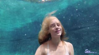 SexUnderwater e1035 Mazzy Grace UW Model Training 1 (mp4)-1