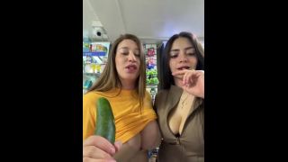 Mady Gio Mady Gio Teases Her Colossal Juggs in Steamy Video amateur porn-4