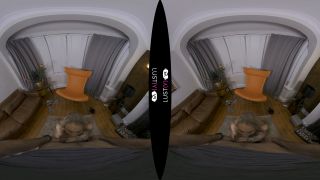 Teen Babysitter Julia's VR Creampie Adventure - 2880p Sex-2