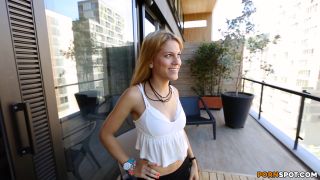 Alice-Alice through the sucking glass - Teen-1