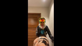 Lila Lovely Lila Lovely, GIbbyTheClown - 2021 - Bathroom break W Lila Lovely-4