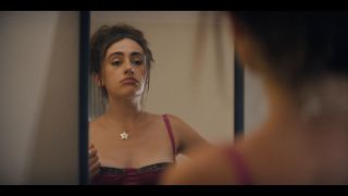 Stars Rachel Sennott, Odessa A'zion in Exclusive Love Scenes-2