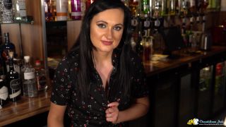 online adult clip 47 granny fetish porn femdom porn | Bonnie Bellotti – Bar Slips | brunette-1