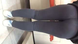 Super tight pants show a panty  line-7