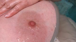 Mature porn Michelemarie Reveals Her Body In The Pool Michelemarie-9
