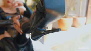 [K2S.CLUB] Young Goddess Kim - Training at the Temple (4K) - 4K 2160P-3