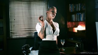 LouLou Petite Louloupetite - smokey sunday slomo smoke wtach me smoke slowly my vip members get sent every video 12-09-2021-5