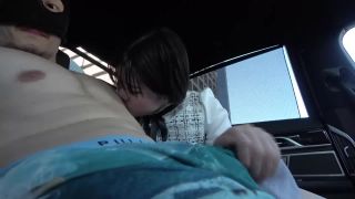 FC2PPV 2701746 【アイドル系の美少女登場】口内からのゴックン見せパン脱がせたらスケベな紫の下着に、バイブで声を抑えながら「イく」姿に初老暴走！ - FC2PPV-6