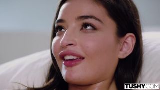 Living Dangerously (Amateur porn) Emily Willis-9