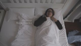 Episode 6 Behind the Scenes 1080p - 6_behind-3