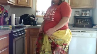 SexyNEBBW Sexy BBW Thanksgiving Mom Bakes Cookies - Amateur-3