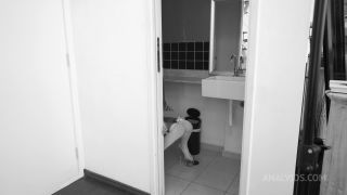 MamboPerv 2024 Skinny Petite Brazilian Larinha SMALL Fucked By A Very Huge Cock Then Quit The Stage Its Too Big OB277P.-5