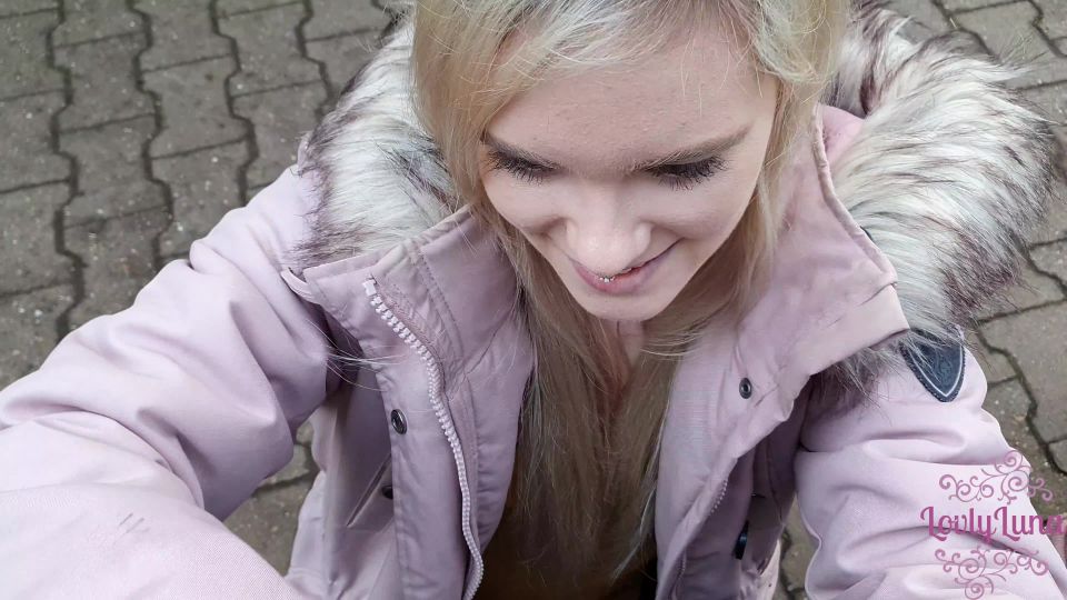 LovlyLuna - Teen Get´s Fucked Public Outdoor on Table