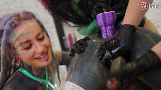 Ass Fuck And Sex Toy Frenzy with Tattooed Beauties Anuskatzz Alessa La Strange Miss Flora Lily Lu ZFilmzoriginals (Anal porn)-8