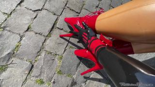 Latex Bts Latex Business Woman Shoot Quick View Porn - Ne...-6