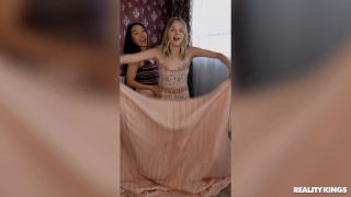 Video Coco Lovelock, Kimmy Kimm Best Friend Threesome 1080p FullHD-1