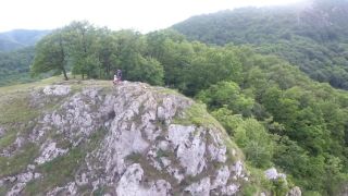 Curvy A guy fuck me while hiking on the mountain for a little water , Hot Milf Public outdoor sex 4k-4