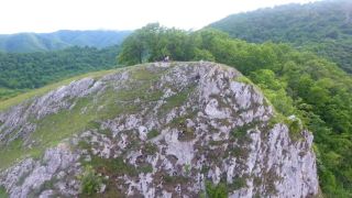 Curvy A guy fuck me while hiking on the mountain for a little water , Hot Milf Public outdoor sex 4k-6