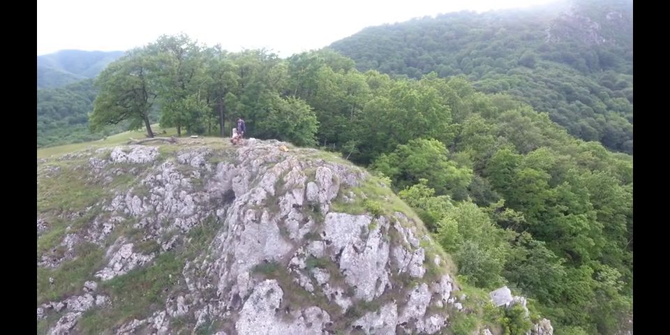 Curvy A guy fuck me while hiking on the mountain for a little water , Hot Milf Public outdoor sex 4k