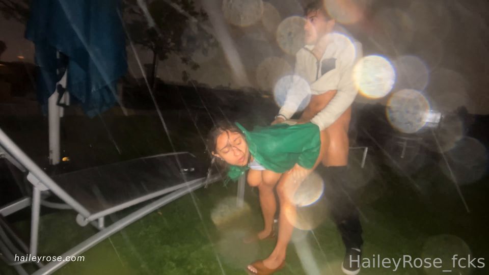 Hailey Rose: Steaming Rainforest Fuck [4K UltraHD OnlyFans]