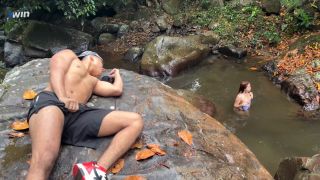 Video Outdoor Fuck In The Rio Pance In Cali Colombia With a Strange...-1
