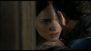 Scarlett & Natalie's Hot Chemistry in The Other Boleyn Girl-8