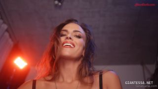 Gina Carla - Giantess Wet Pussy Shaving (Fetish porn)-7