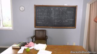 Jennifer White - Blacks On Blondes - 27 July 2021-7