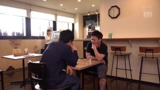 [MIDE-983] 時短営業で暇になったバイト先の後輩が 「逆痴●されたい？」と小悪魔な囁き。もう射精してるのにチ○ポ奴●にされた僕 七沢みあ-5